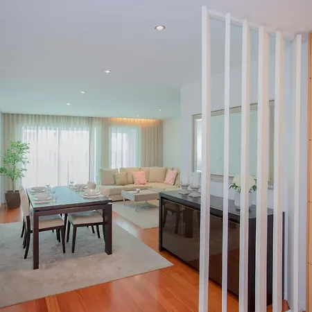 Liiiving - Bdv Red * Oporto