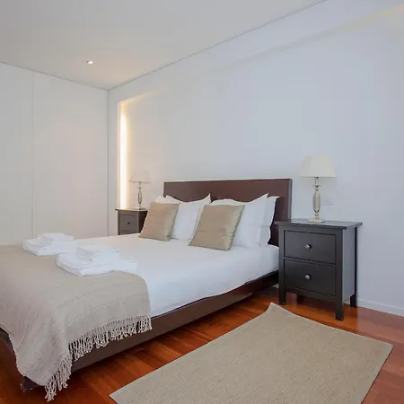 Liiiving in Porto - Balcony Dragão View Apartament *