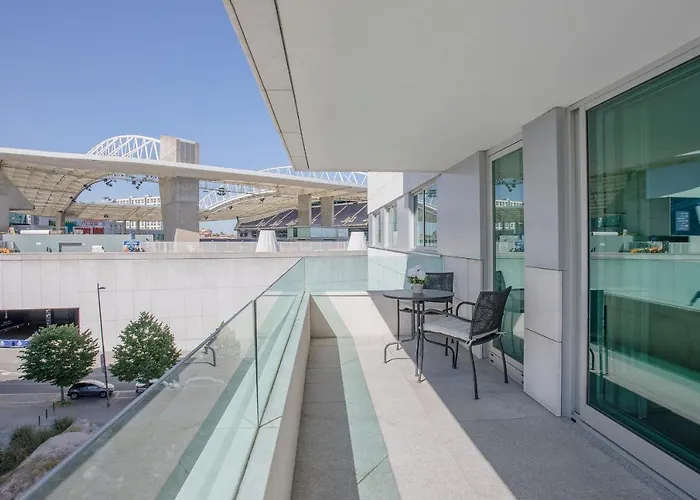 Liiiving in Porto - Balcony Dragão View *