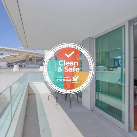 Liiiving in Porto - Balcony Dragão View